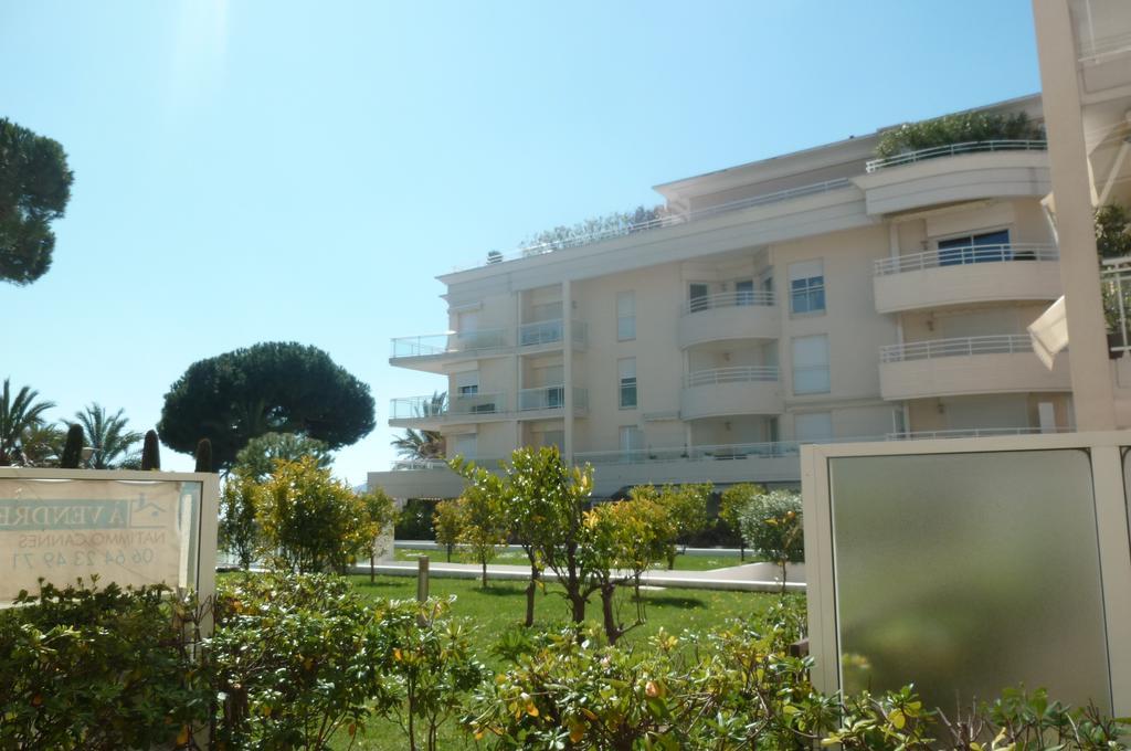 Stunning 2 Bed, 2 Bath Apt On The Cannes Sea Front Has Swimming Pool And Is A Secure Modern Building 464 Exterior photo