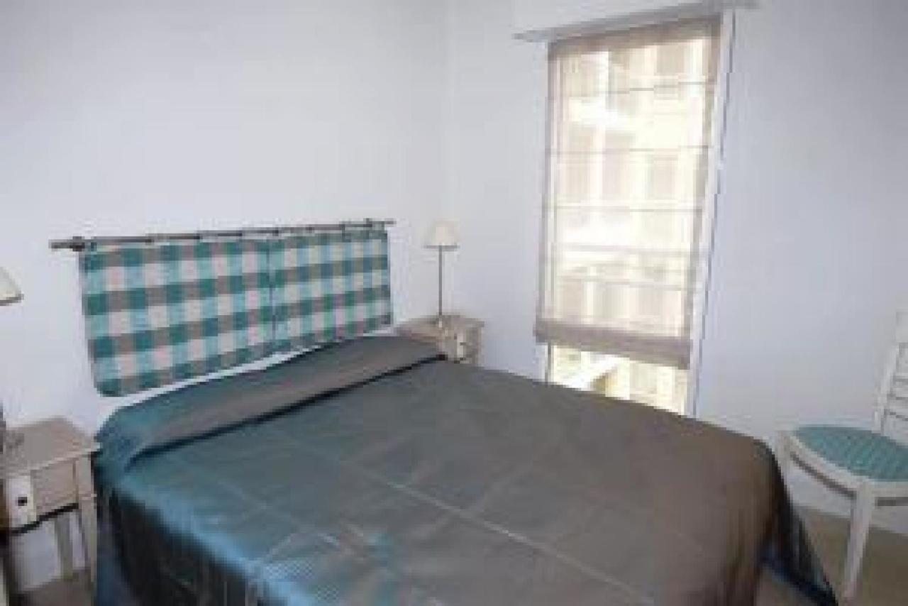 Stunning 2 Bed, 2 Bath Apt On The Cannes Sea Front Has Swimming Pool And Is A Secure Modern Building 464 Exterior photo